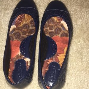 Brand new Born flats